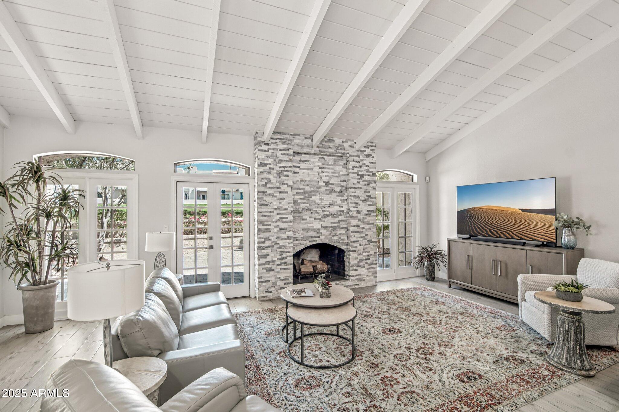 2626 East Arizona Biltmore Circle, Unit 14 Phoenix, AZ 85016 - Photo 6 of 52 Family room with Vaulted Ceilings