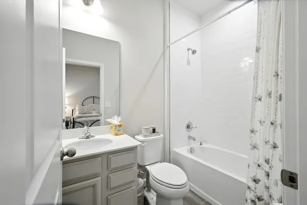 $3,200 | 6775 Canterbridge Drive, Vero Beach, FL 32967