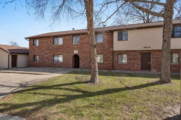 $110,000 | 1804 Oliver Drive, Unit 6, Urbana, IL 61802