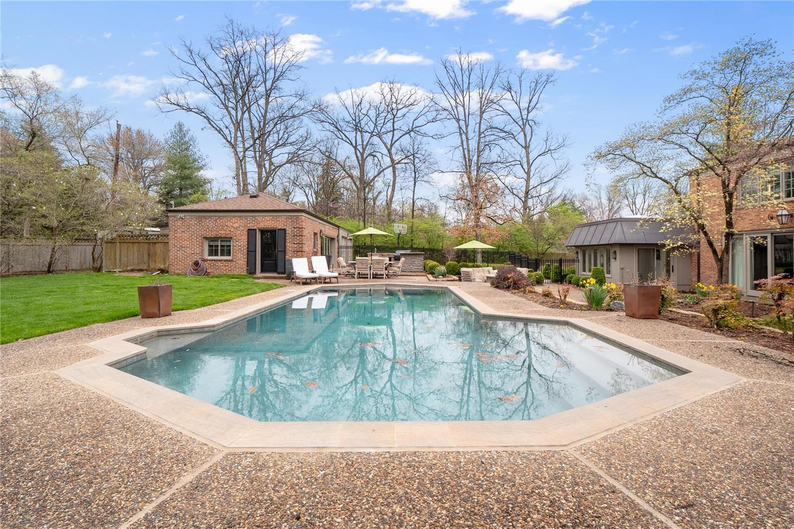 44 Woodcliffe Road Ladue, MO 63124 - Photo 41 of 51