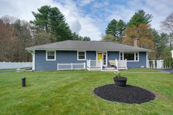 $779,900 | 62 North Street, Bellingham, MA 02019