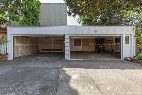 $1,995,000 | 1027 Lincoln Way, San Francisco, CA 94122
