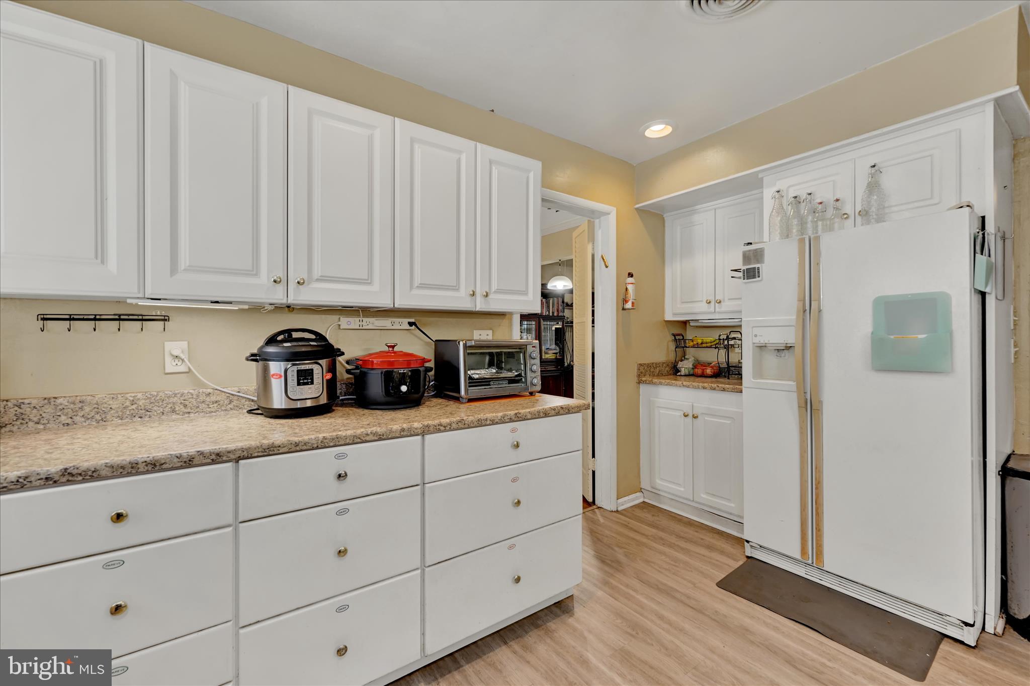 6606 Baythorne Road Baltimore, MD 21209 - Photo 16 of 42