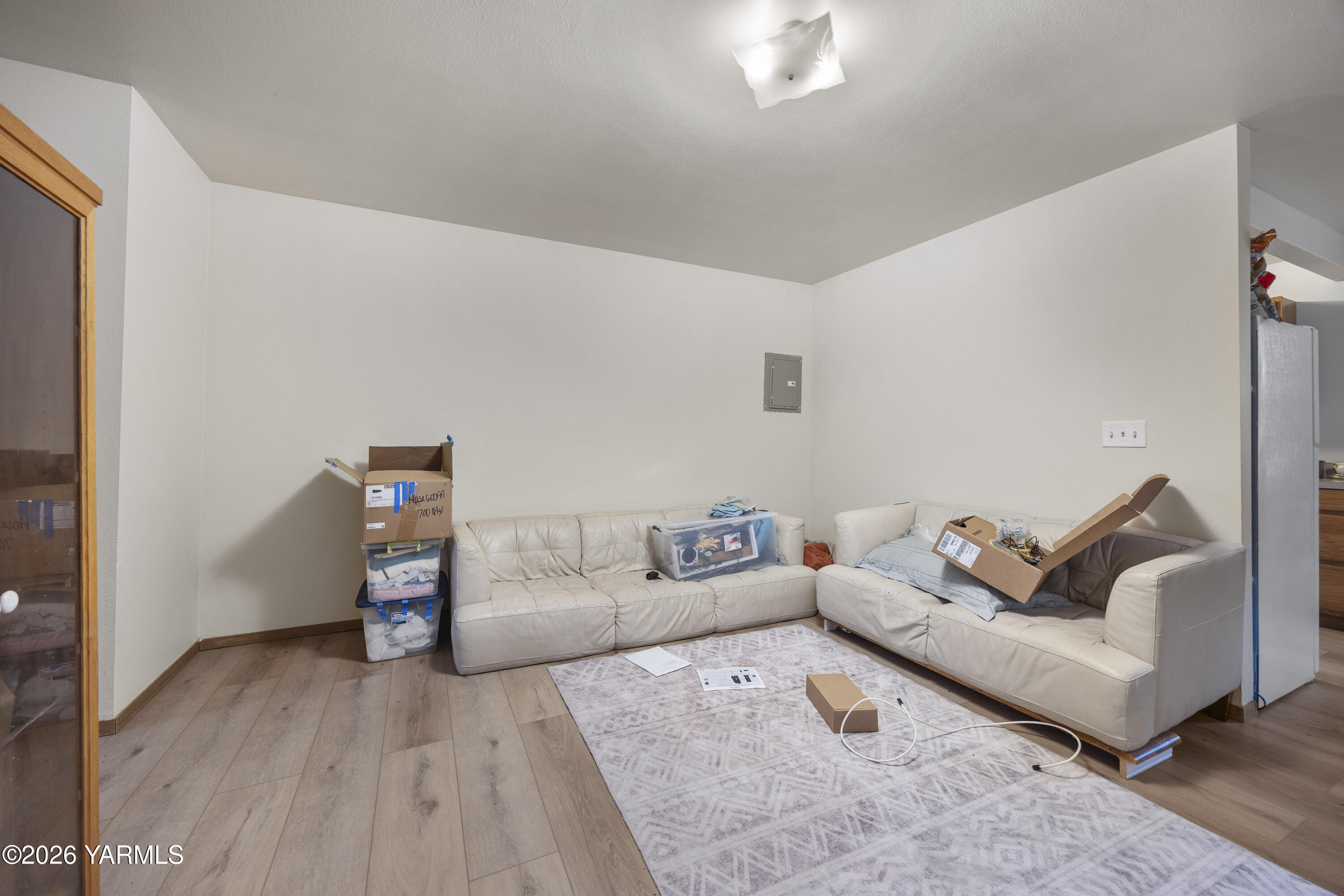 301 East 3rd Street Granger, WA 98932 - Photo 15 of 43 301 E 3rd St 1.22.26 Unit 6 5