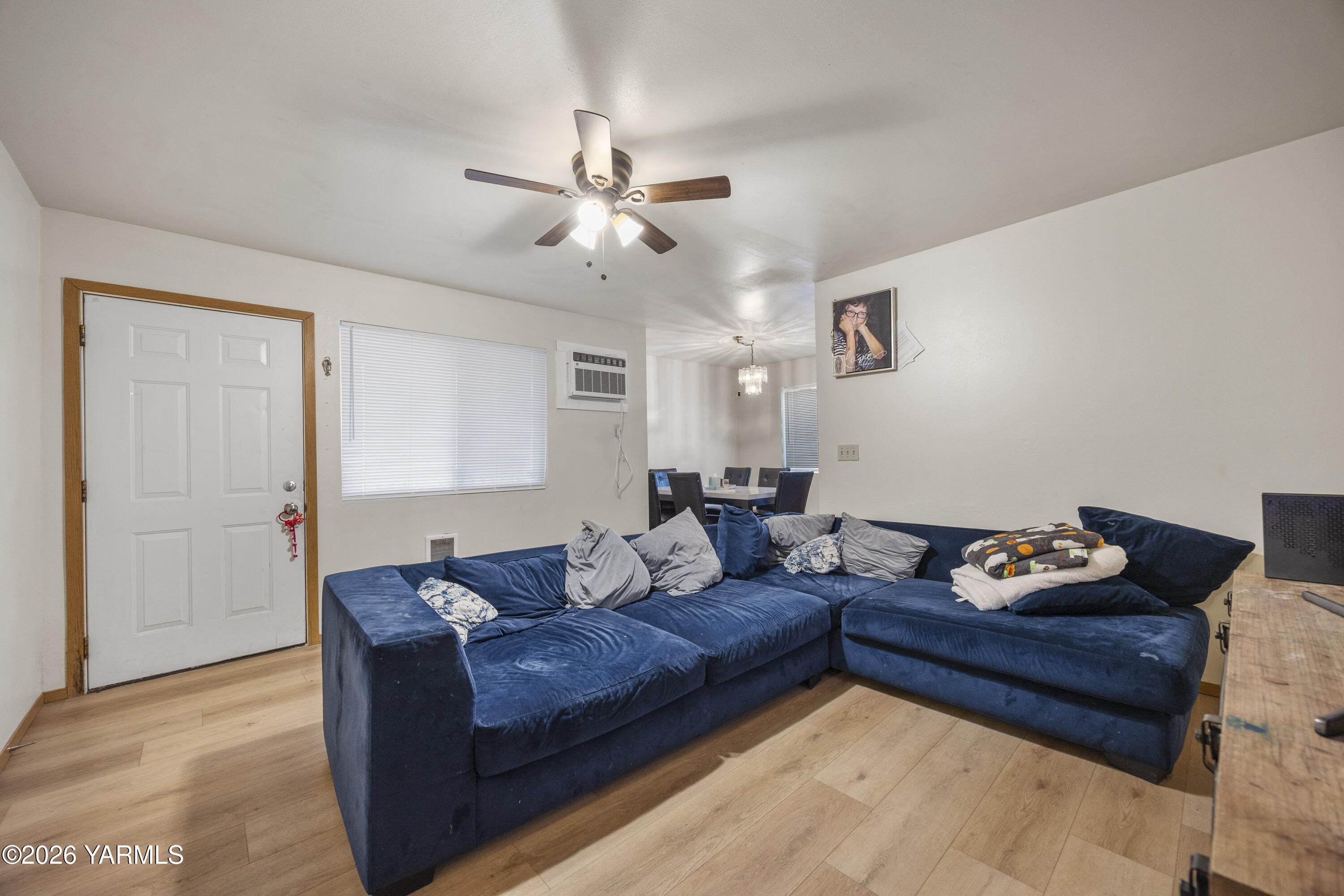 301 East 3rd Street Granger, WA 98932 - Photo 24 of 43 301 E 3rd St 1.22.26 Unit 7 11