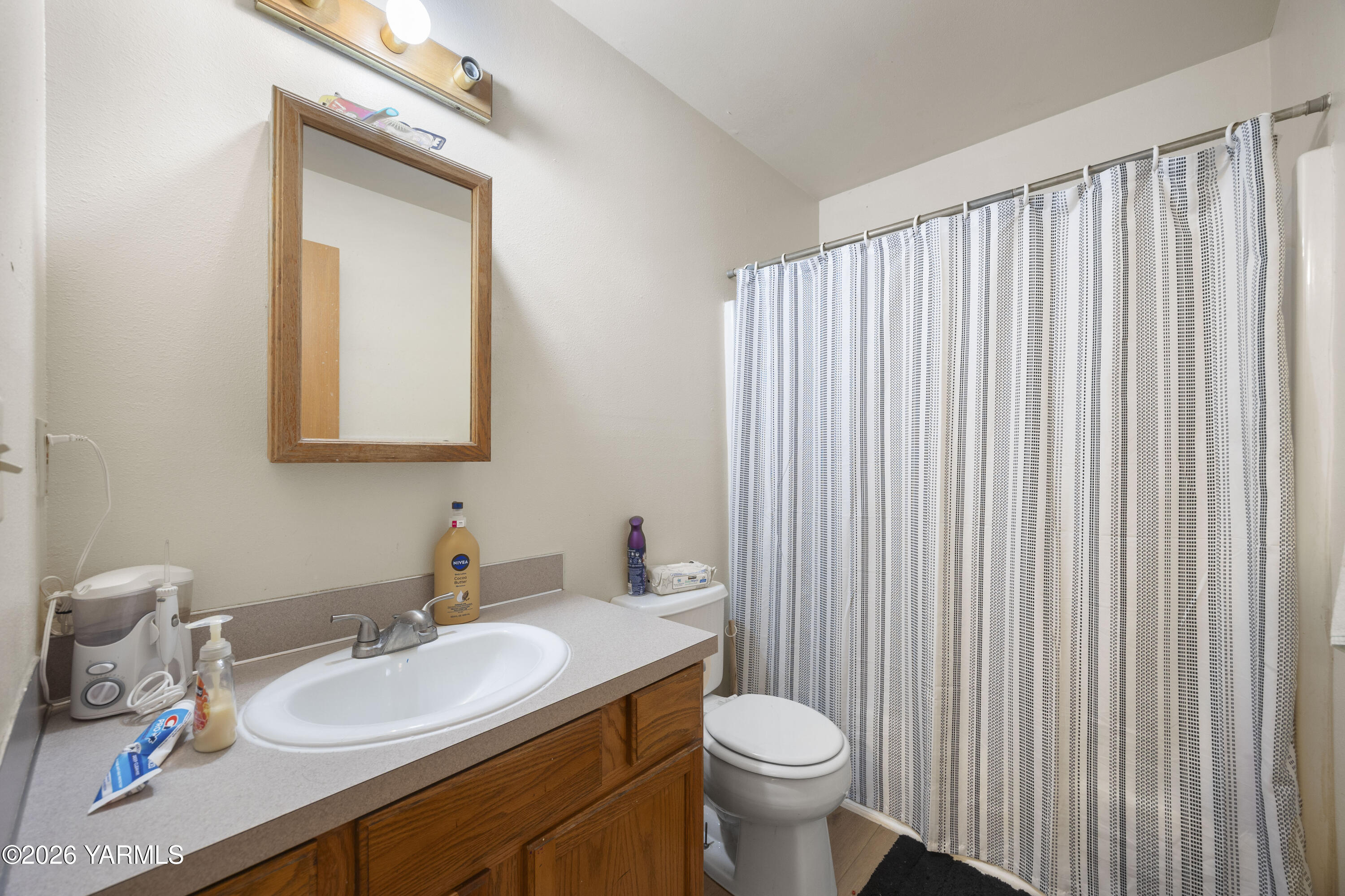 301 East 3rd Street Granger, WA 98932 - Photo 30 of 43 301 E 3rd St 1.22.26 Unit 7 5