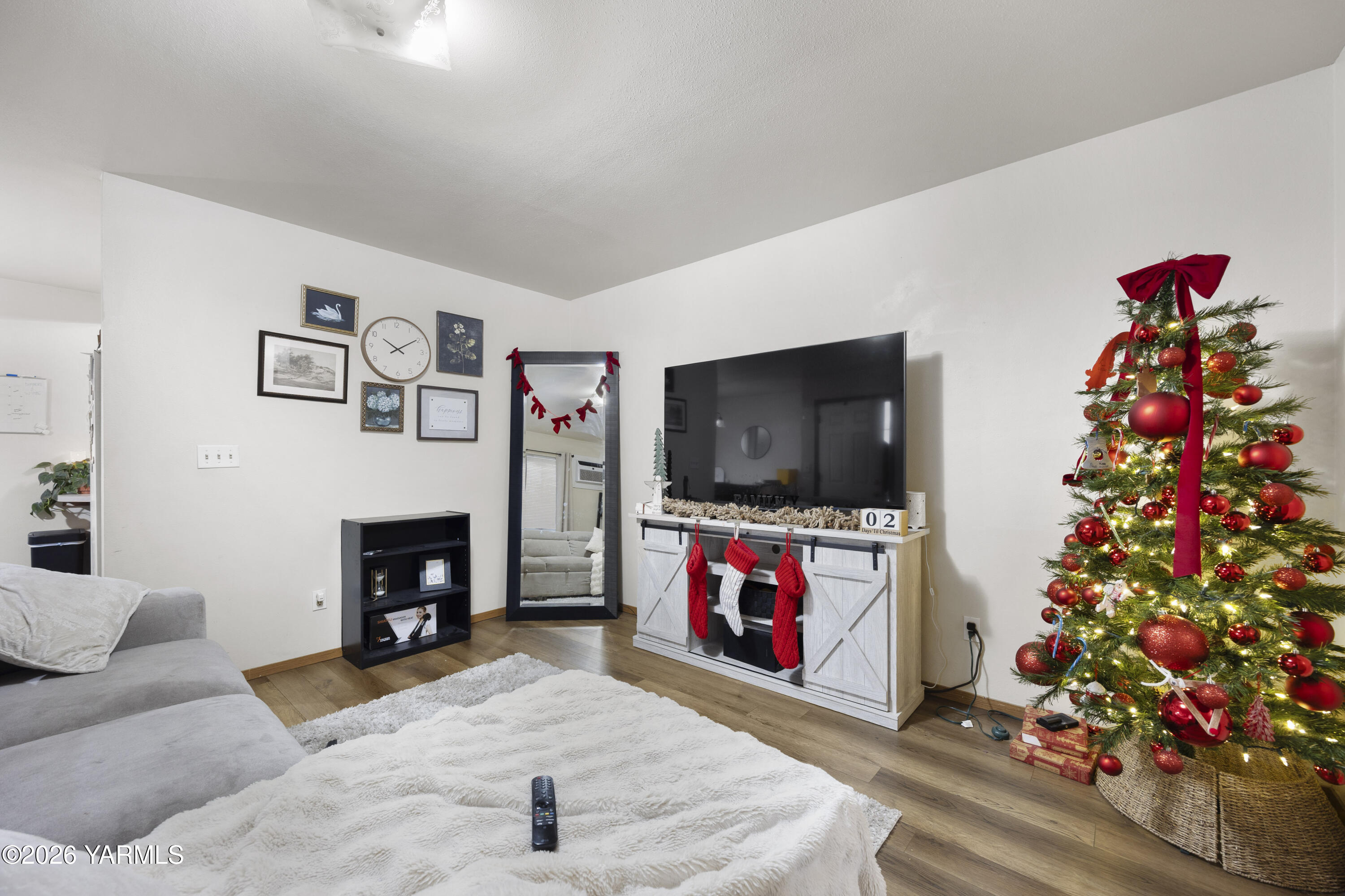 301 East 3rd Street Granger, WA 98932 - Photo 3 of 43 301 E 3rd St 1.22.26 Unit 5 6