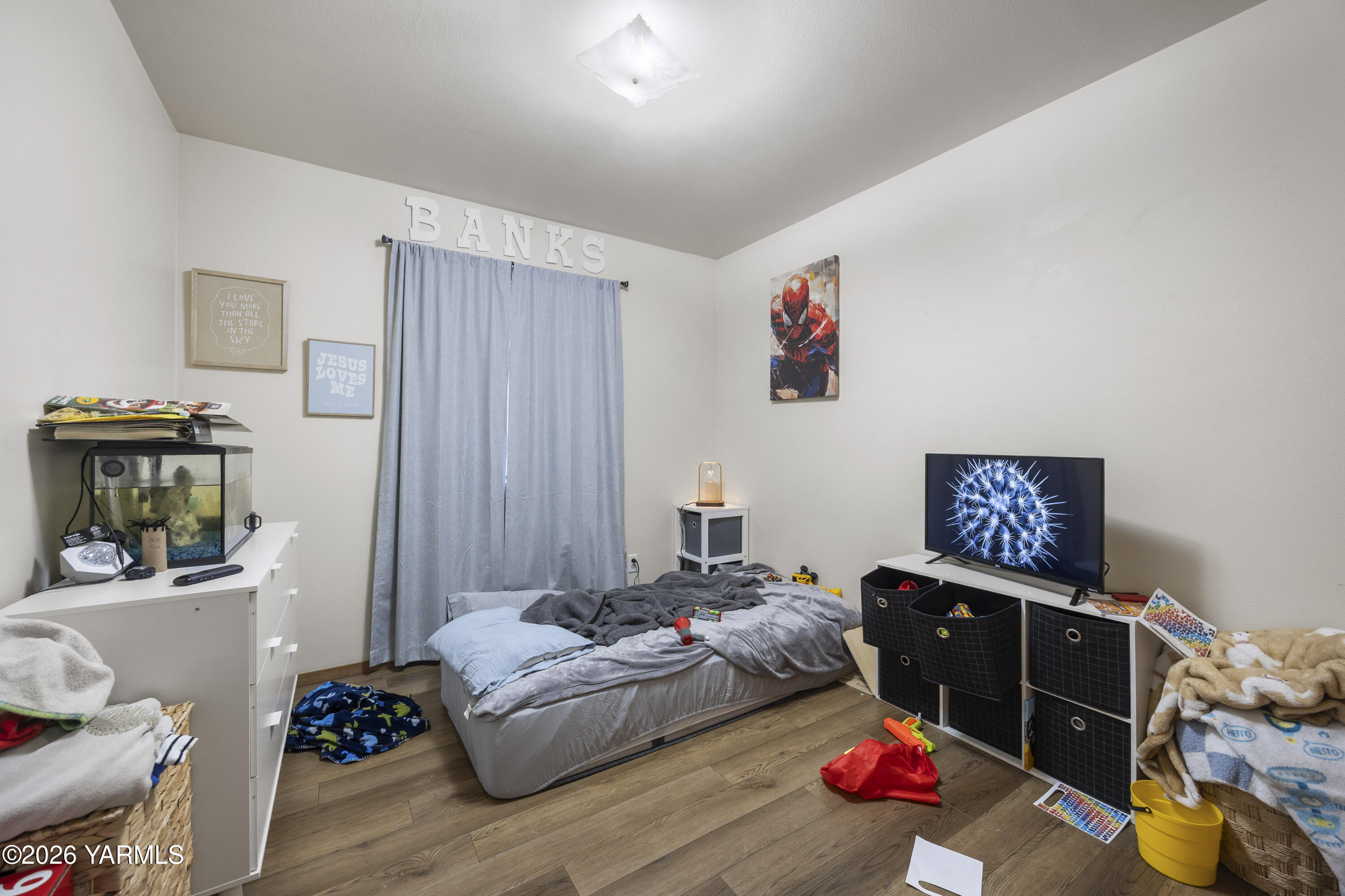 301 East 3rd Street Granger, WA 98932 - Photo 9 of 43 301 E 3rd St 1.22.26 Unit 5 8