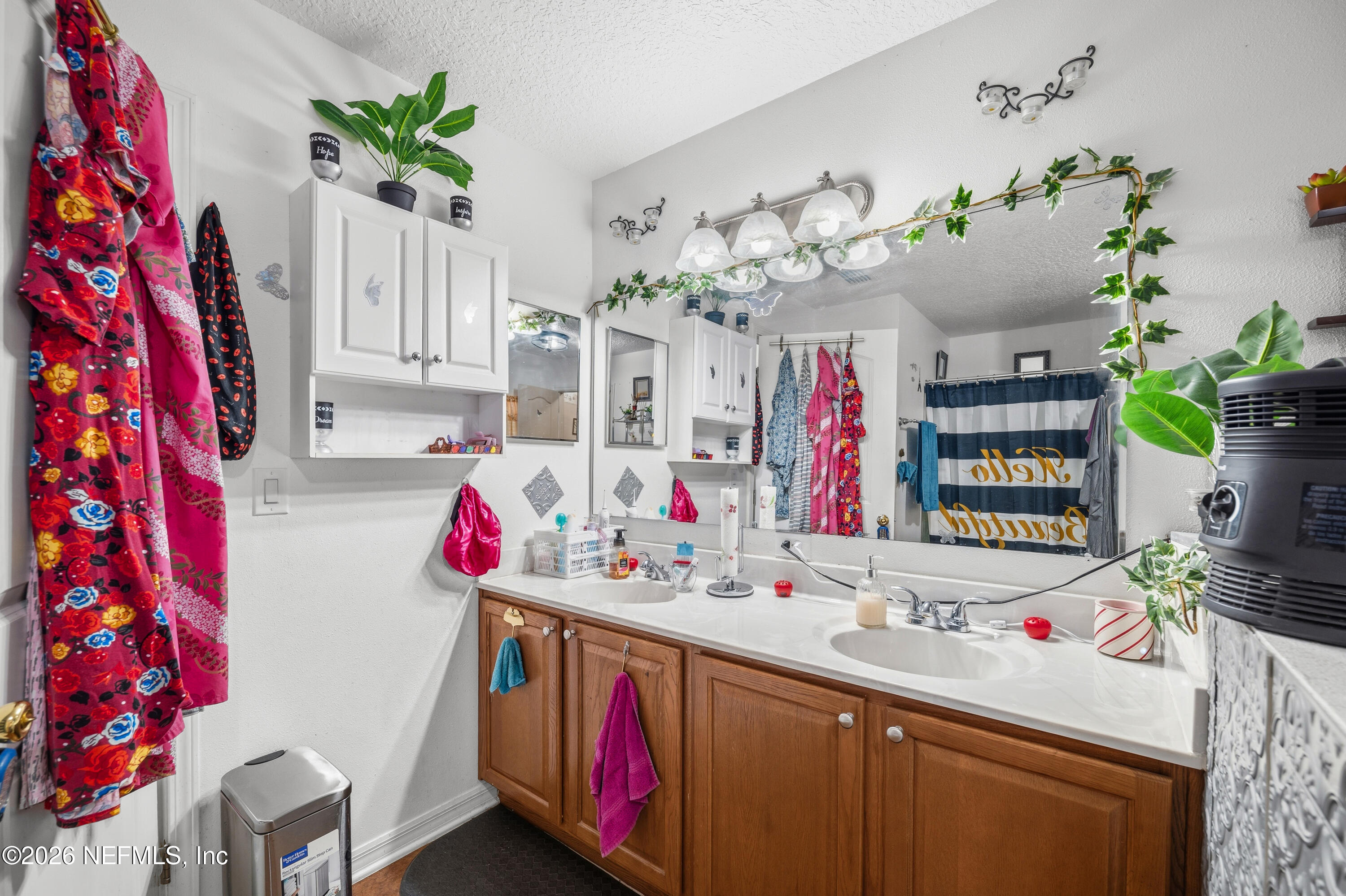 97106 Yorkshire Drive Yulee, FL 32097 - Photo 24 of 53 23 Primary Bathroom