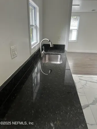 $1,800 | 8543 Fort Caroline Road, Jacksonville, FL 32277