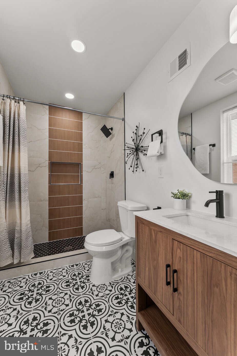 3121 McElderry Street Baltimore, MD 21205 - Photo 17 of 25 Bathroom