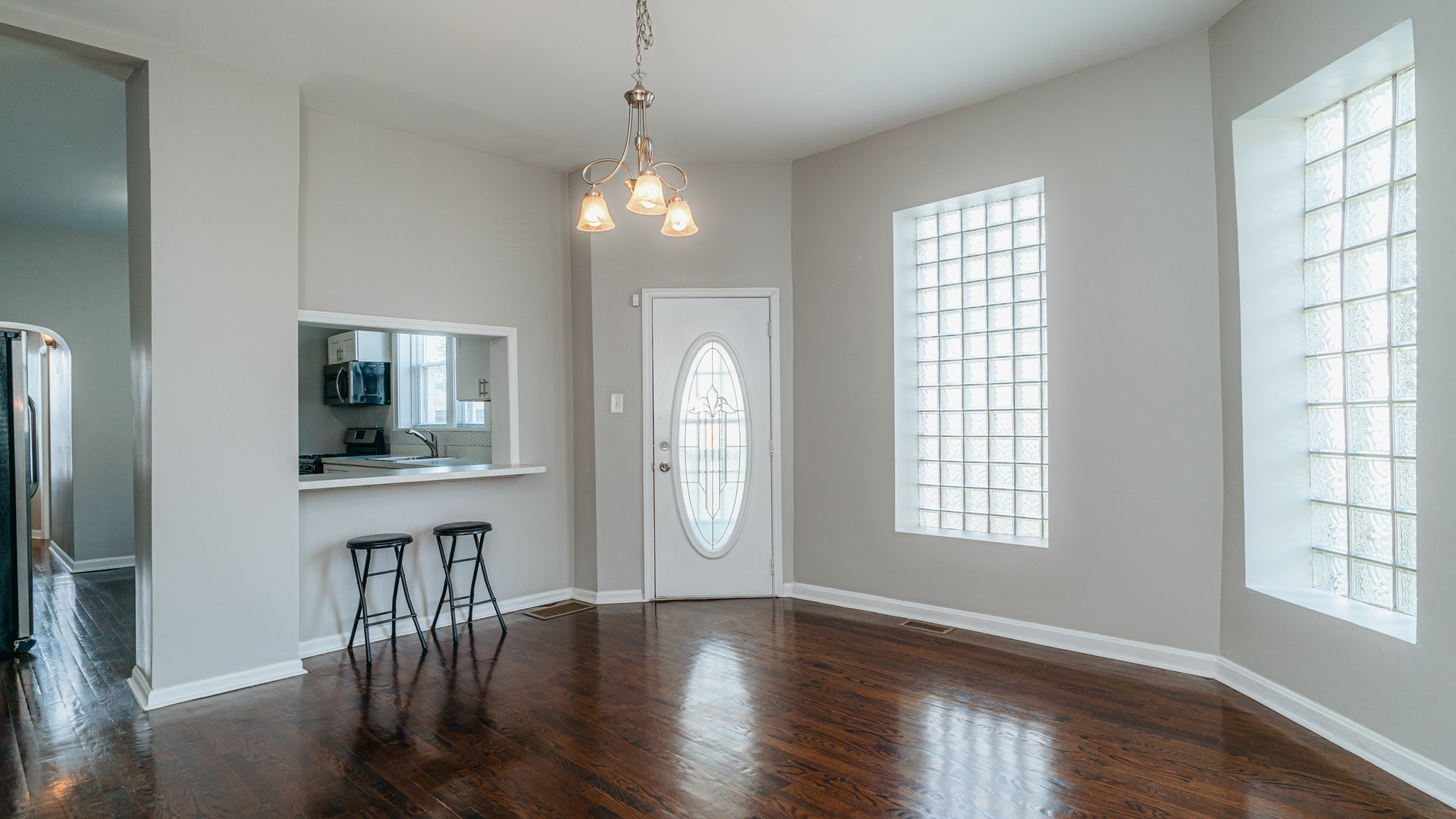 5839 West Rice Street Chicago, IL 60651 - Photo 3 of 29