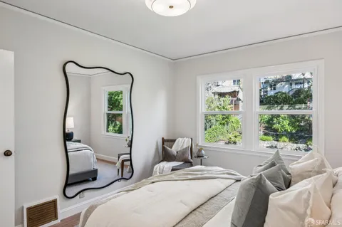 $1,350,000 | 550 48th Avenue, San Francisco, CA 94121