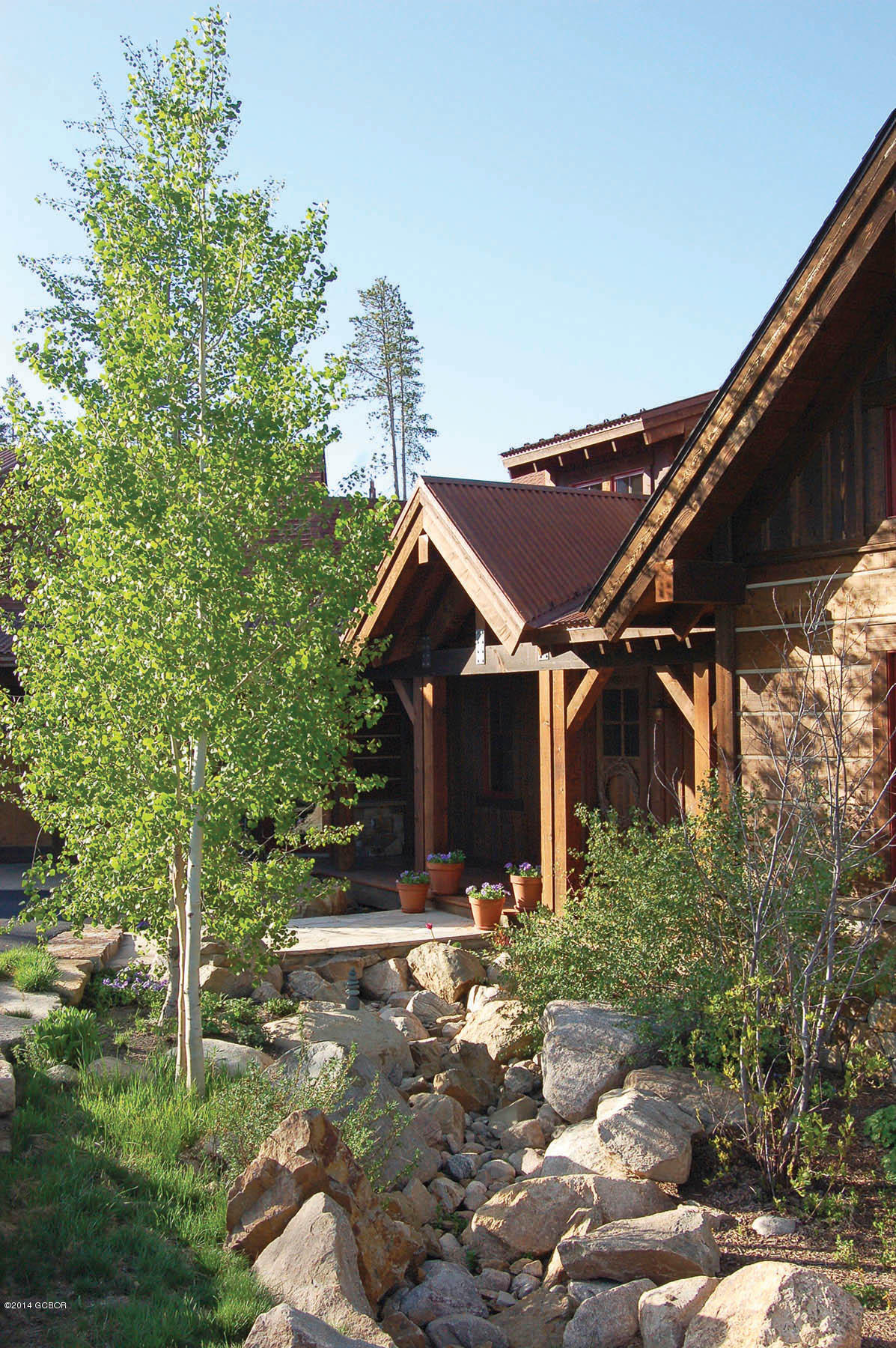 912 Cozens Ridge Fraser, CO 80442 - Photo 2 of 13 Aspen Entry