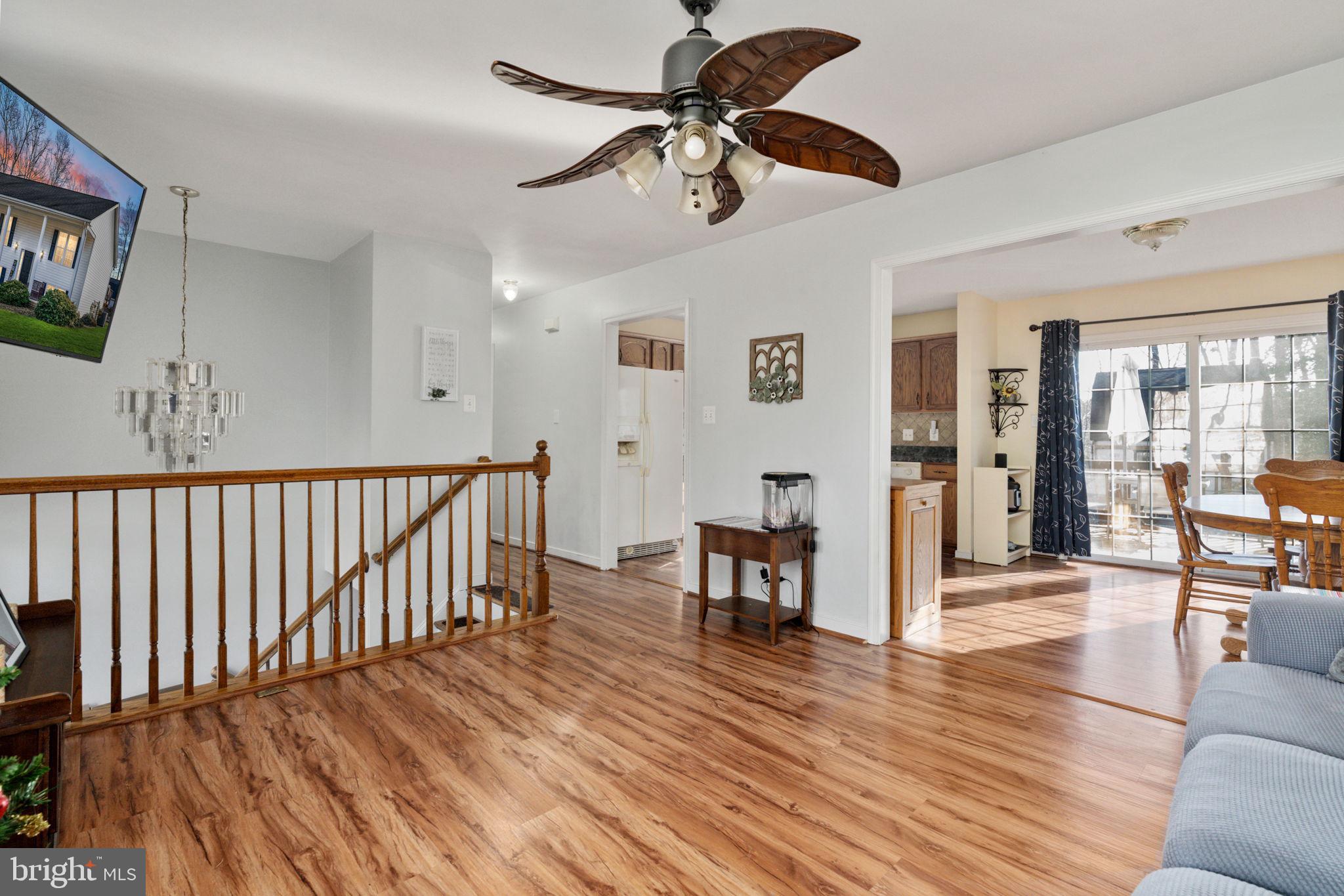 17214 Oak Ridge Lane Ruther Glen, VA 22546 - Photo 3 of 51 Gallery Image 3