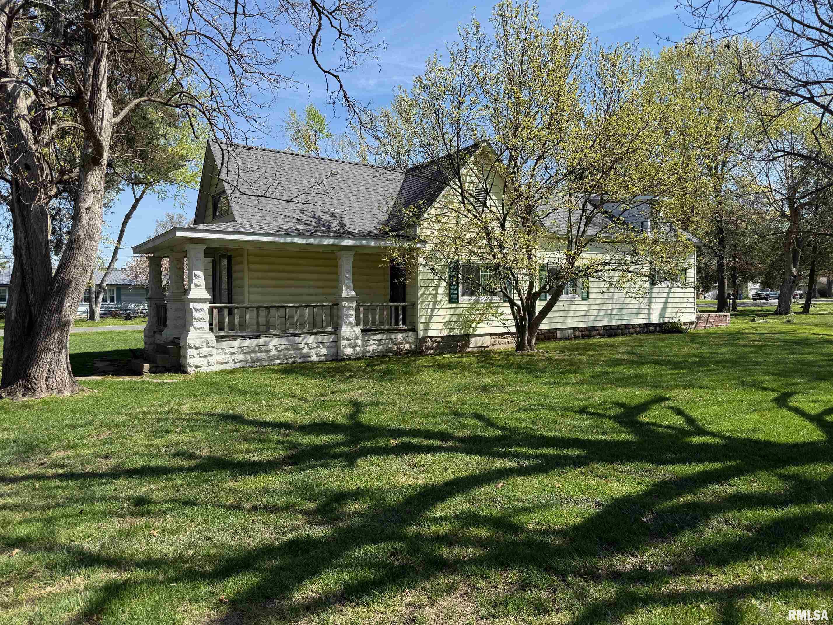 101 Marilyn Avenue Centralia, IL 62801 - Photo 3 of 6