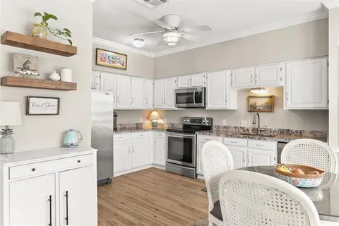 $228,000 | 4509 Shaw Street, Unit 204, Metairie, LA 70001