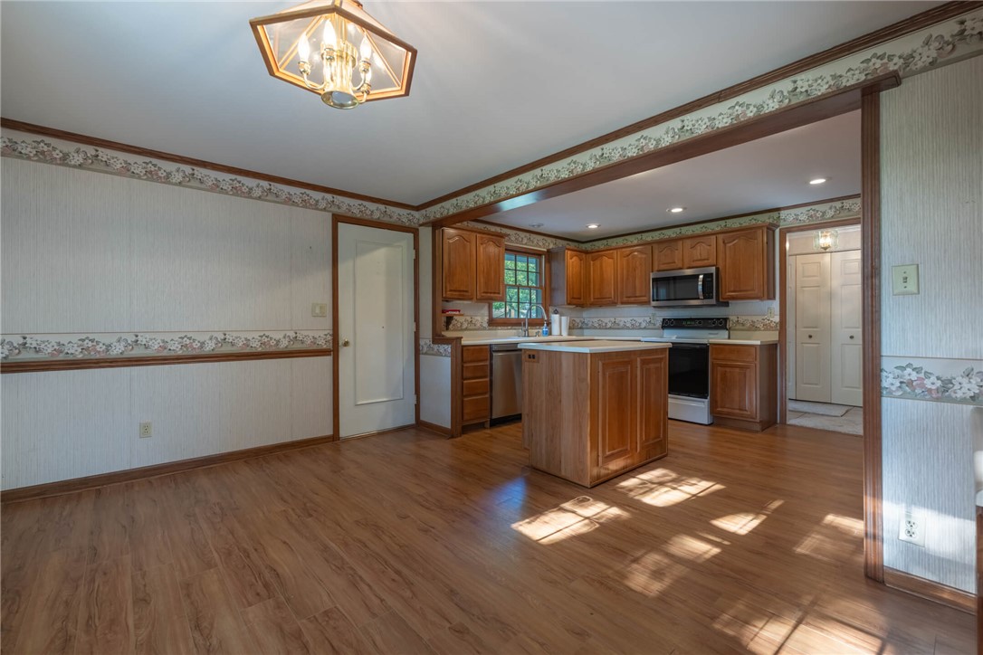 289 Monarch Road Dayton, OH 45458 - Photo 7 of 28