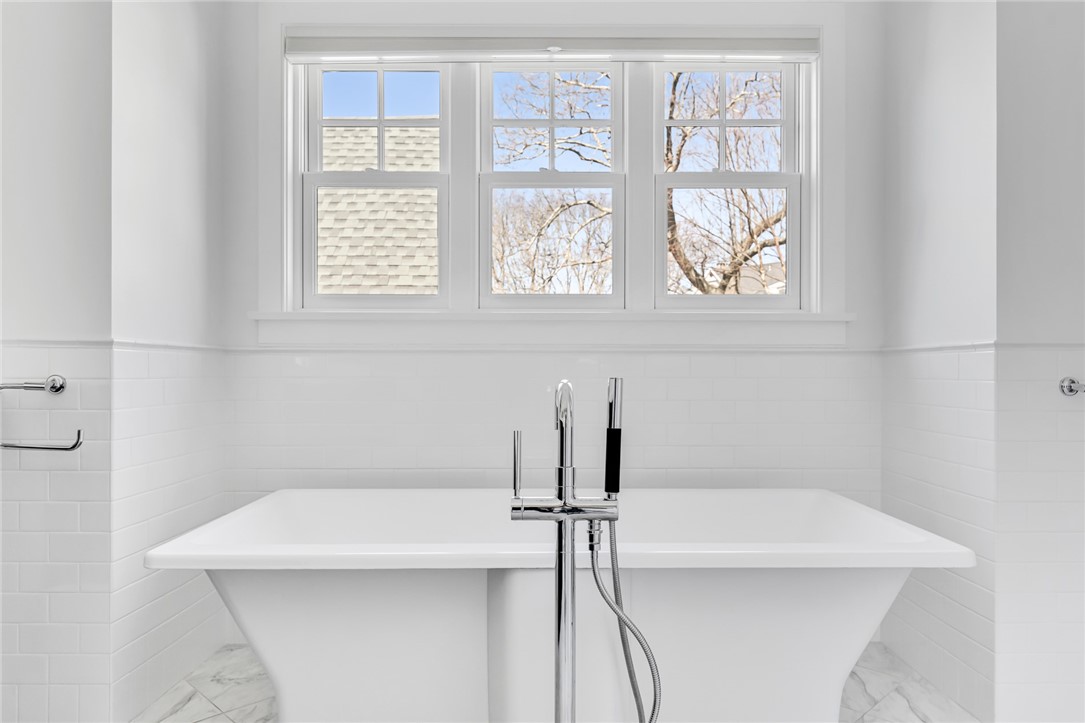 12 Donross Drive Westerly, RI 02891 - Photo 26 of 50