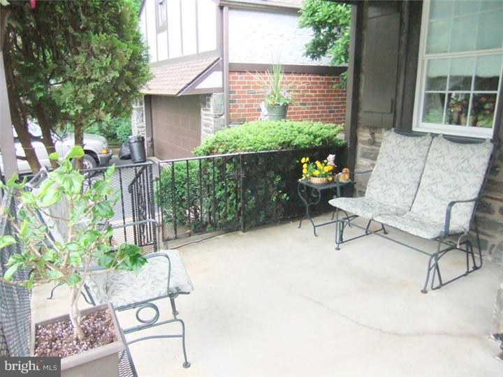 166-170 Rambling Way Springfield, PA 19064 - Photo 3 of 22
