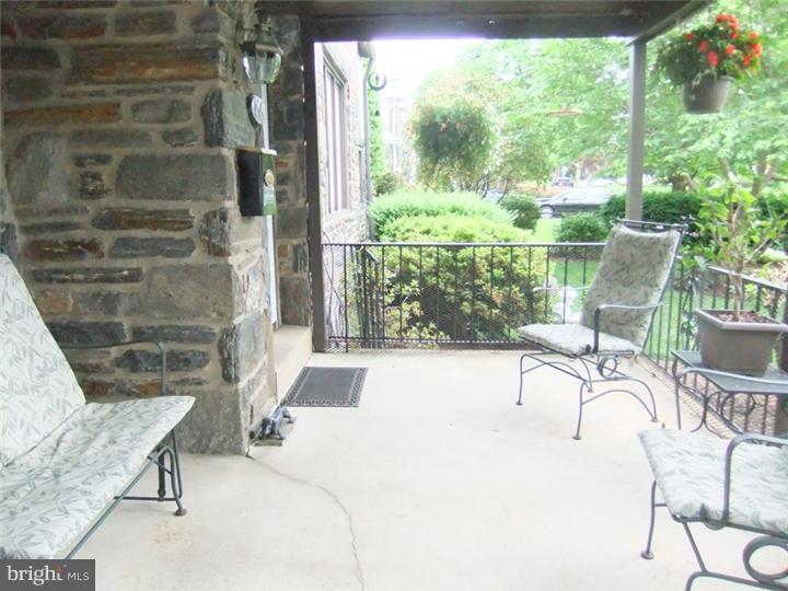 166-170 Rambling Way Springfield, PA 19064 - Photo 4 of 22