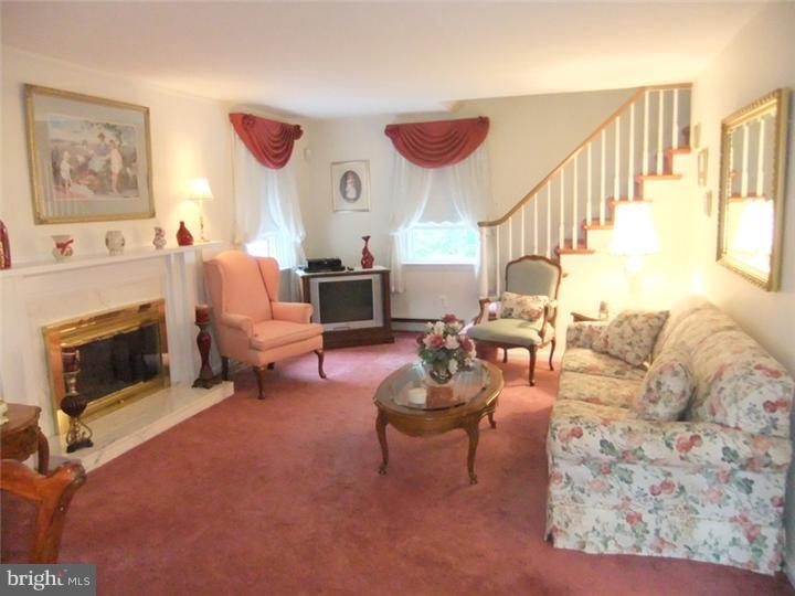 166-170 Rambling Way Springfield, PA 19064 - Photo 5 of 22