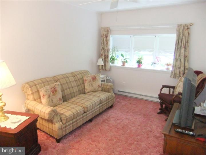 166-170 Rambling Way Springfield, PA 19064 - Photo 10 of 22
