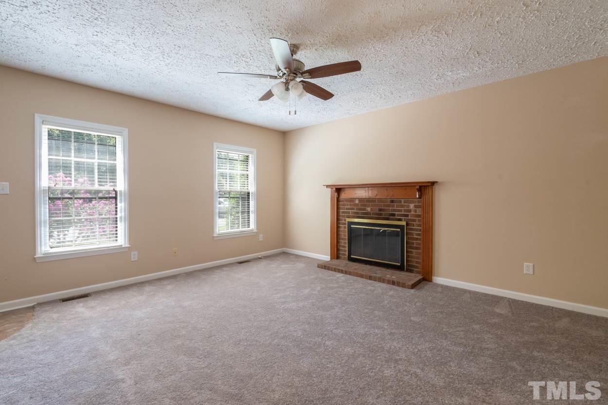6235 Waterside Lane Raleigh, NC 27613 - Photo 3 of 17