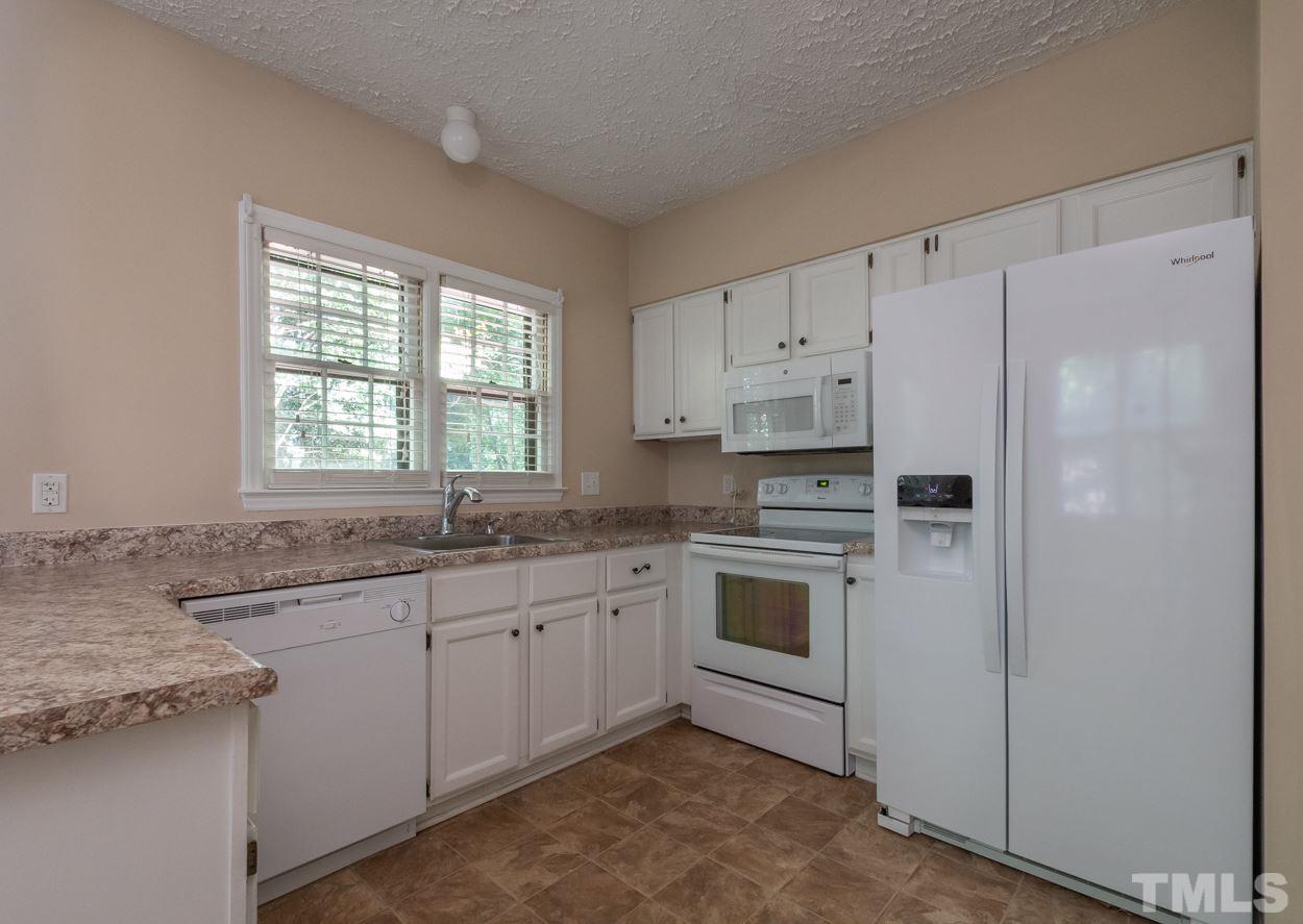 6235 Waterside Lane Raleigh, NC 27613 - Photo 6 of 17
