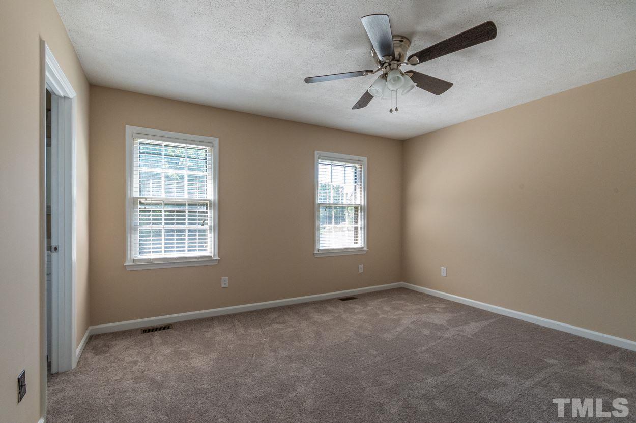 6235 Waterside Lane Raleigh, NC 27613 - Photo 9 of 17