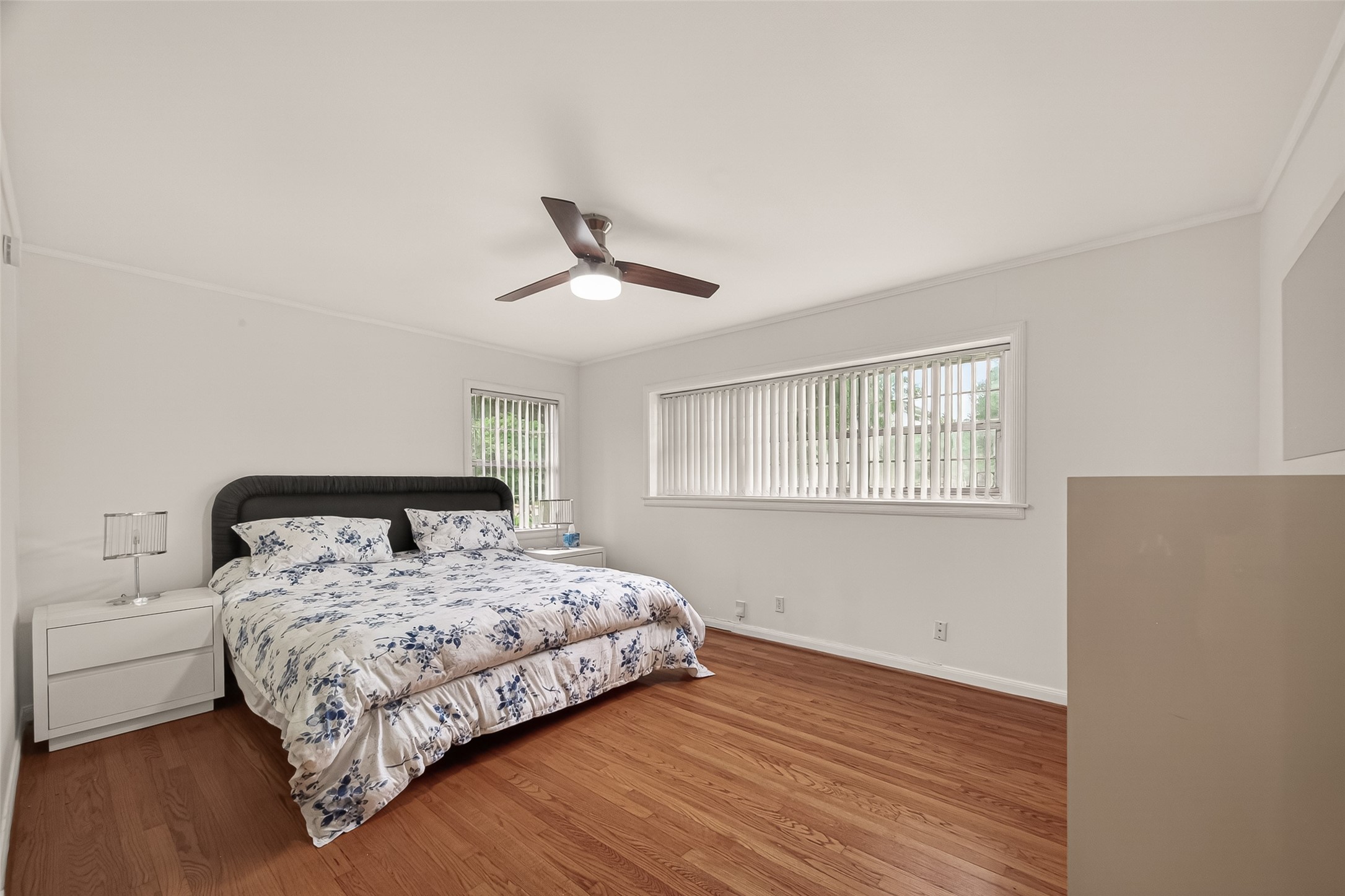 5666 Overbrook Lane Houston, TX 77056 - Photo 24 of 36