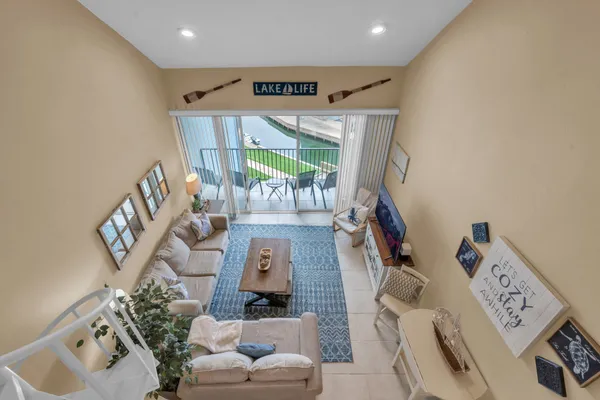 $200,000 | 12500 Melville Drive, Unit 337, Montgomery, TX 77356