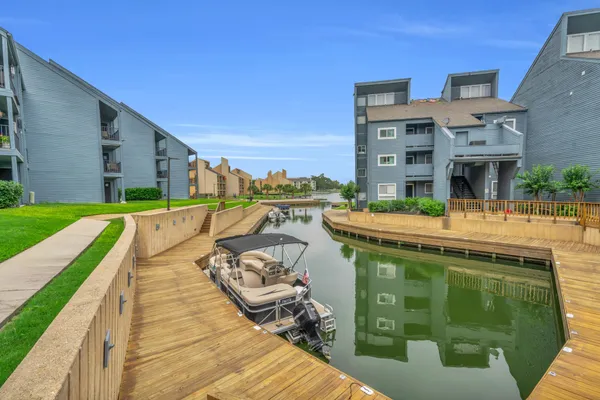 $200,000 | 12500 Melville Drive, Unit 337, Montgomery, TX 77356