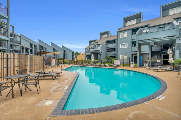 $200,000 | 12500 Melville Drive, Unit 337, Montgomery, TX 77356