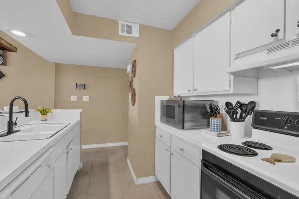 $200,000 | 12500 Melville Drive, Unit 337, Montgomery, TX 77356