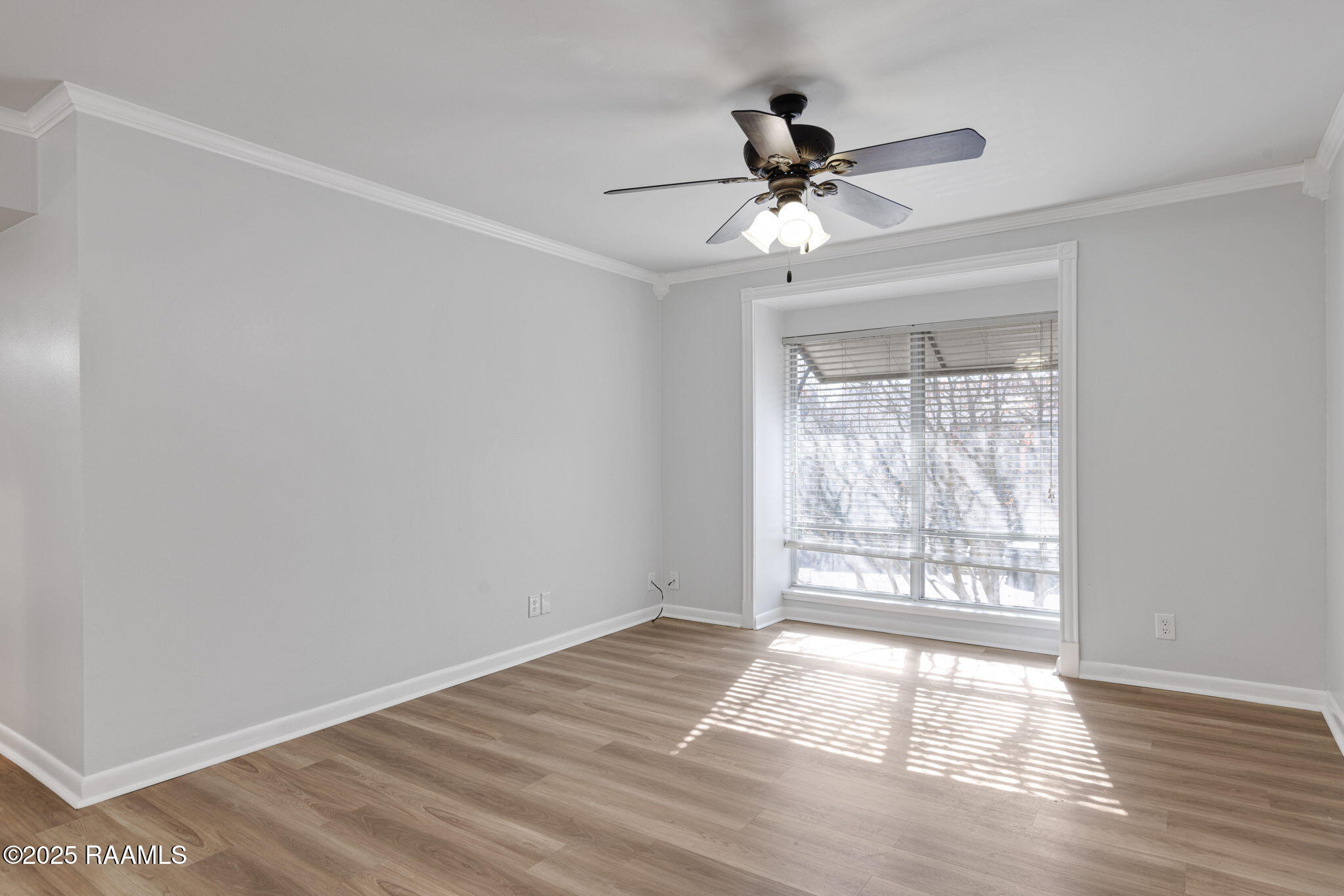 220 Doucet Road, Unit 203A Lafayette, LA 70503 - Photo 6 of 17 7-web-or-mls-220 Doucet Rd 223A-7