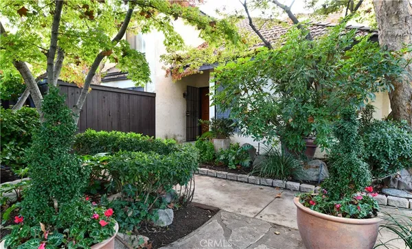 $325,000 | 2890 Huntington Boulevard, Unit 110, Fresno, CA 93721