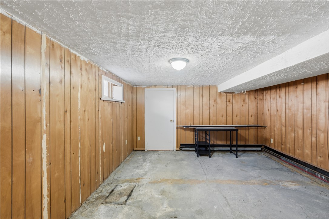 116 Warwick Road Pawtucket, RI 02861 - Photo 35 of 42