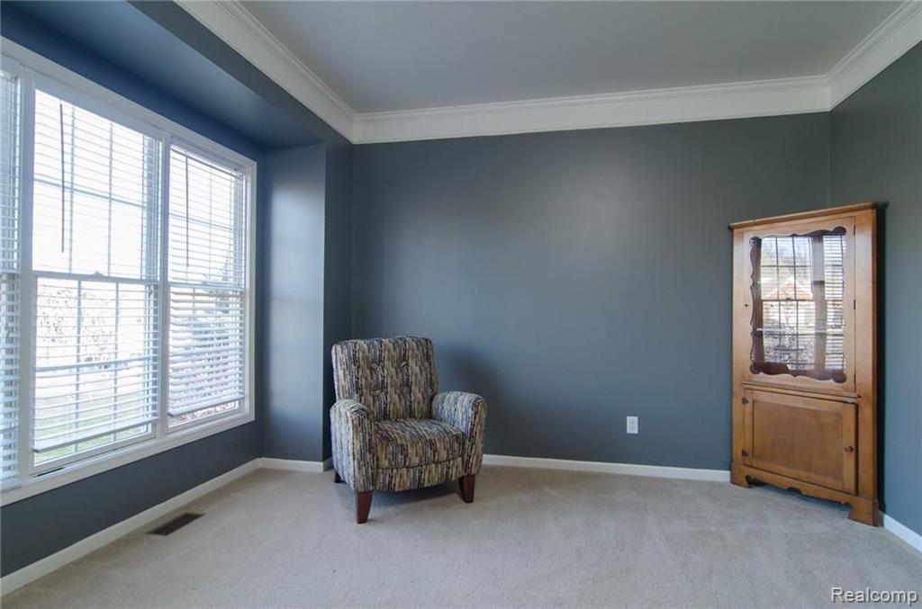 620 Bliss Drive Rochester Hills, MI 48307 - Photo 5 of 38
