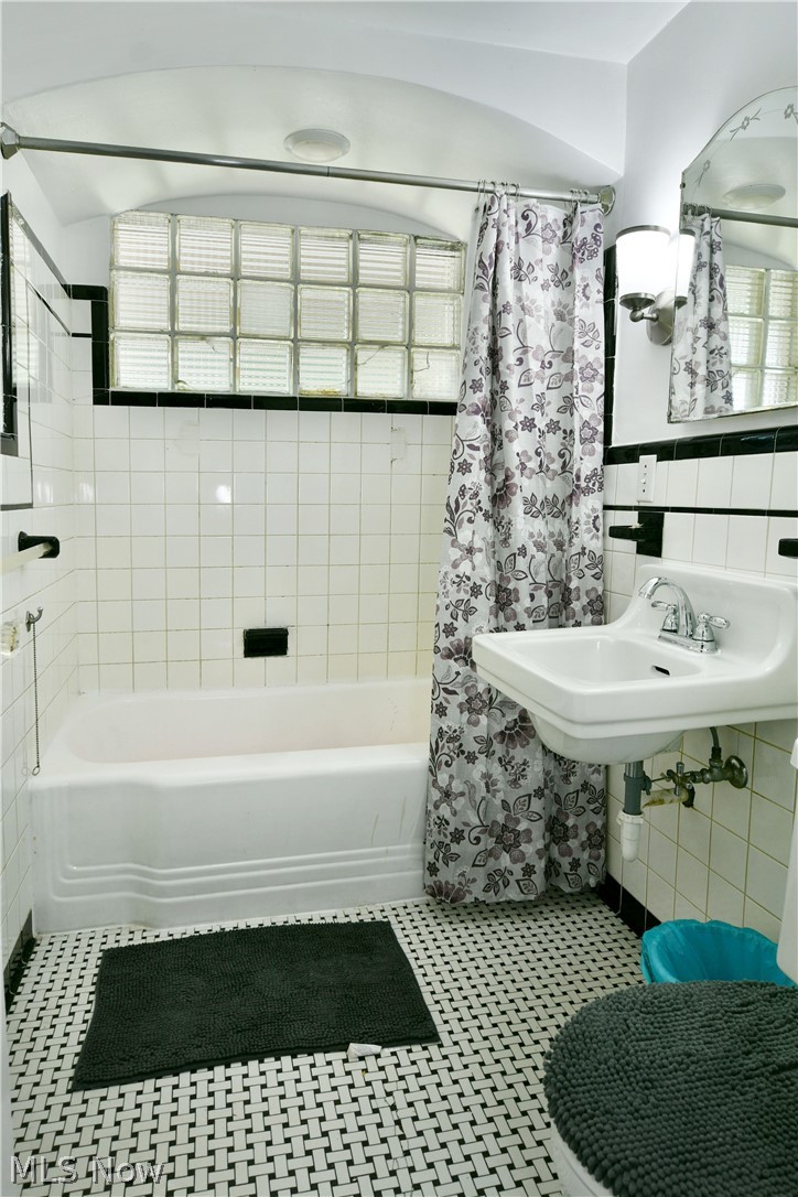 3238 Youngstown Road Southeast Warren, OH 44484 - Photo 20 of 39