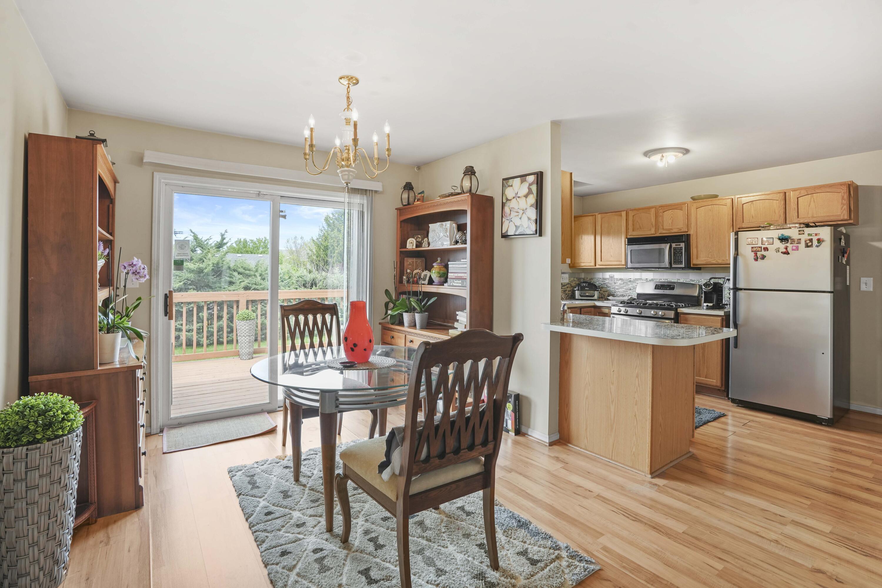 233 High Point Trail Dyer, IN 46311 - Photo 10 of 32 3000x2000