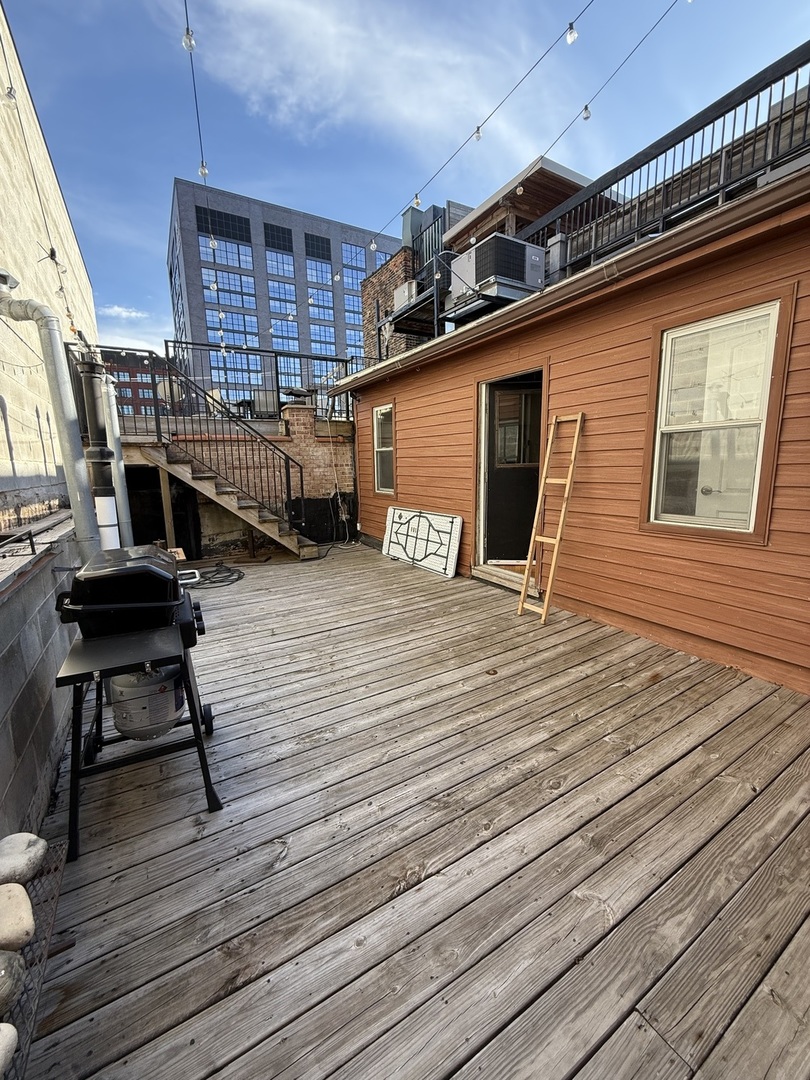 1111 West Randolph Street, Unit 2 Chicago, IL 60607 - Photo 22 of 24 Gallery Image 22