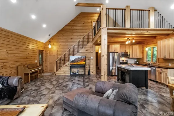 $889,900 | 2960 Dunham Road, Orangeville, NY 14167
