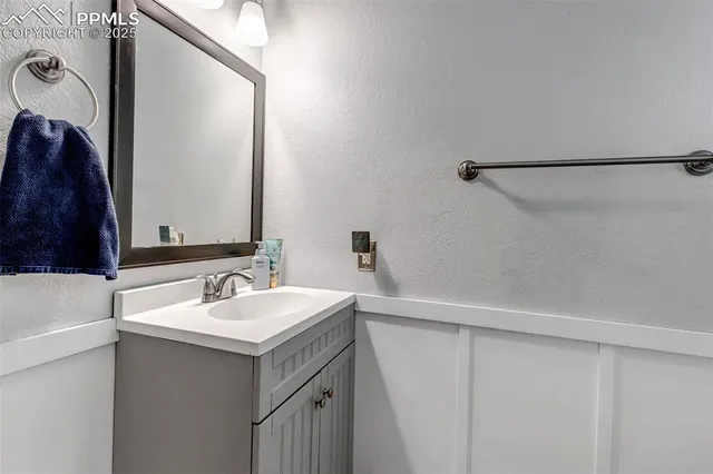 $490,000 | 6812 Snowbird Terrace, Colorado Springs, CO 80918