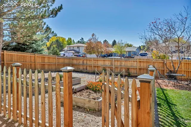 $490,000 | 6812 Snowbird Terrace, Colorado Springs, CO 80918