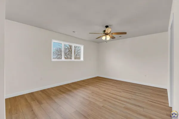 $450,000 | 23586 Highway 4, Eskridge, KS 66423