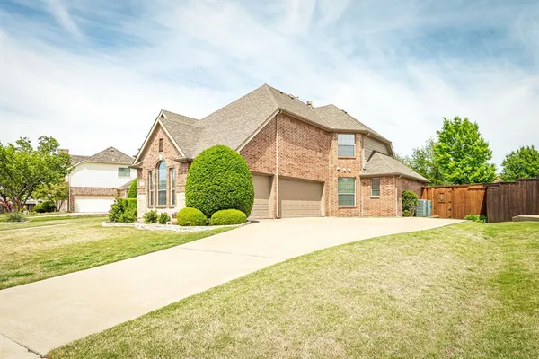 $799,000 | 425 Quail Creek Drive, Murphy, TX 75094