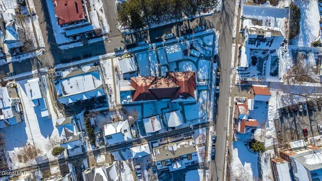 $2,357,641 | 122 Regent Street, Unit 4, Saratoga Springs, NY 12866