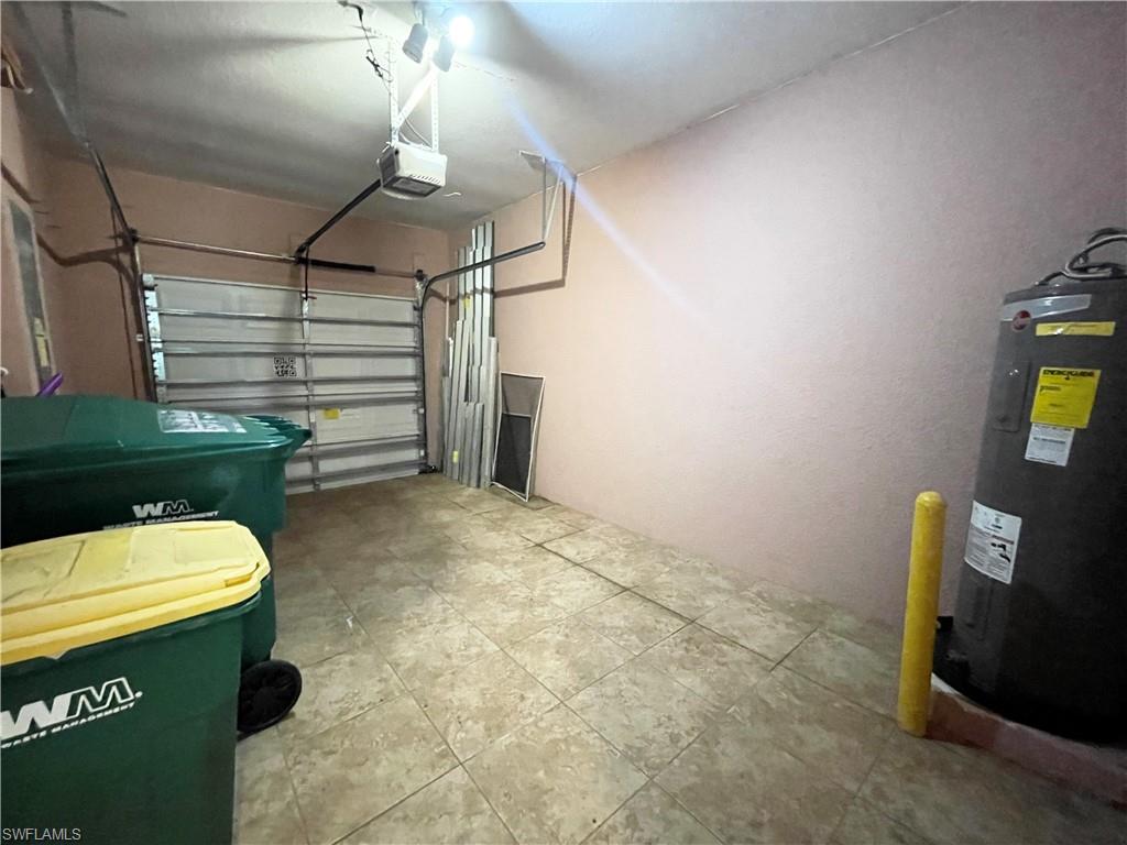 7051 Ambrosia Lane, Unit 3506 Naples, FL 34119 - Photo 17 of 23 a view of bathroom