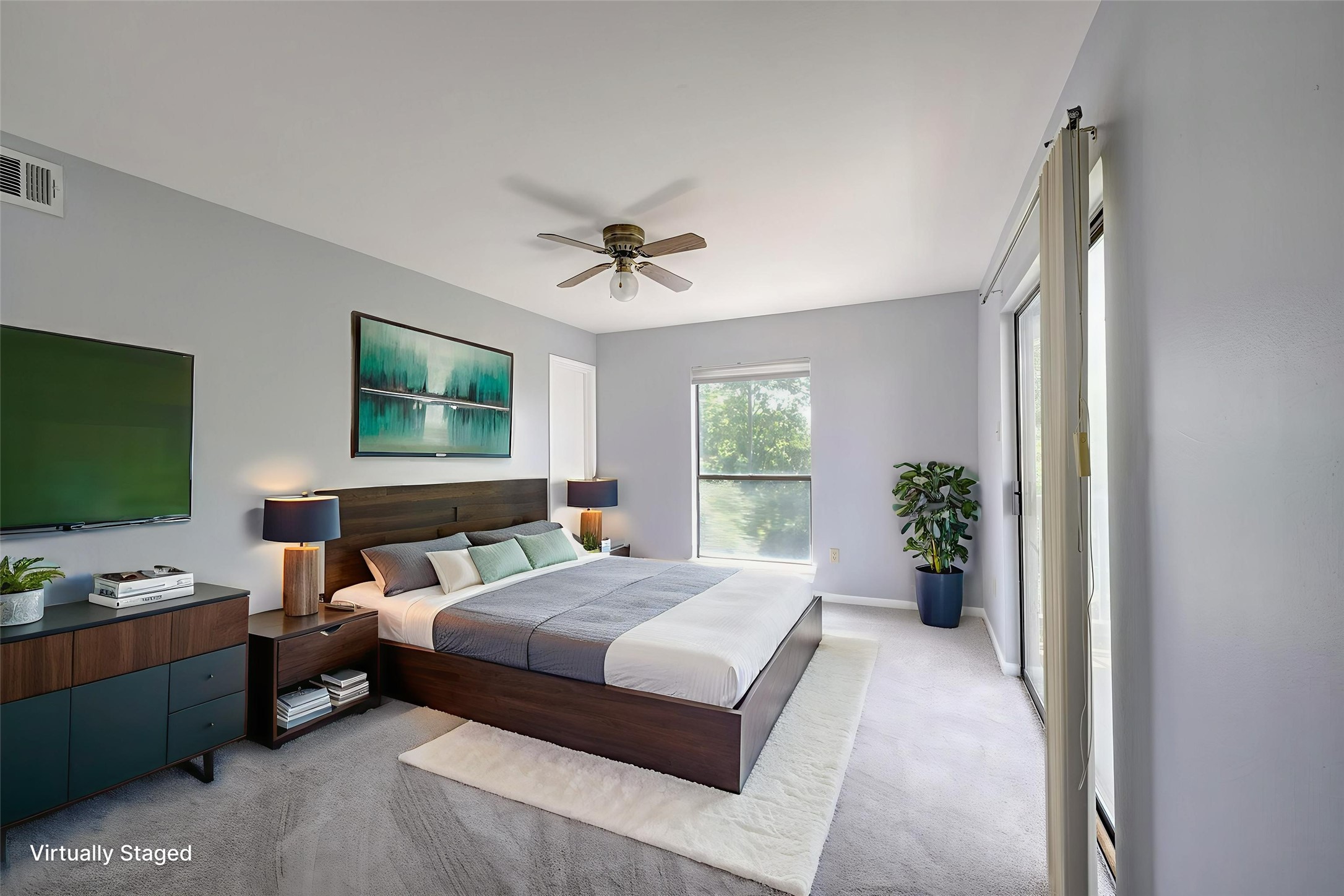 2601 South Broadway Street, Unit 29 La Porte, TX 77571 - Photo 35 of 37 Secondary bedroom with walk-in closet, full bath and balocony